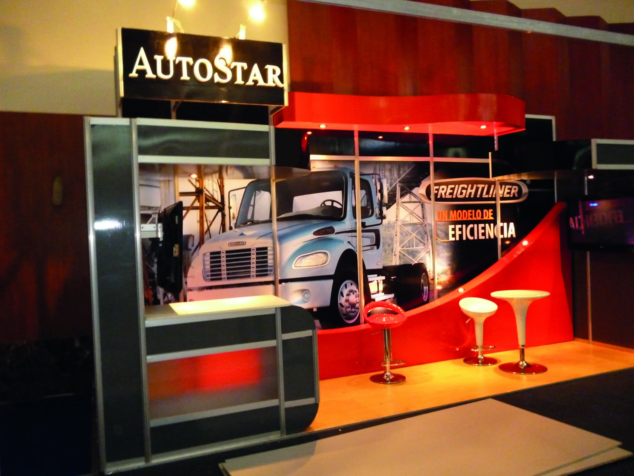 Stand diseñado a la medida · 18