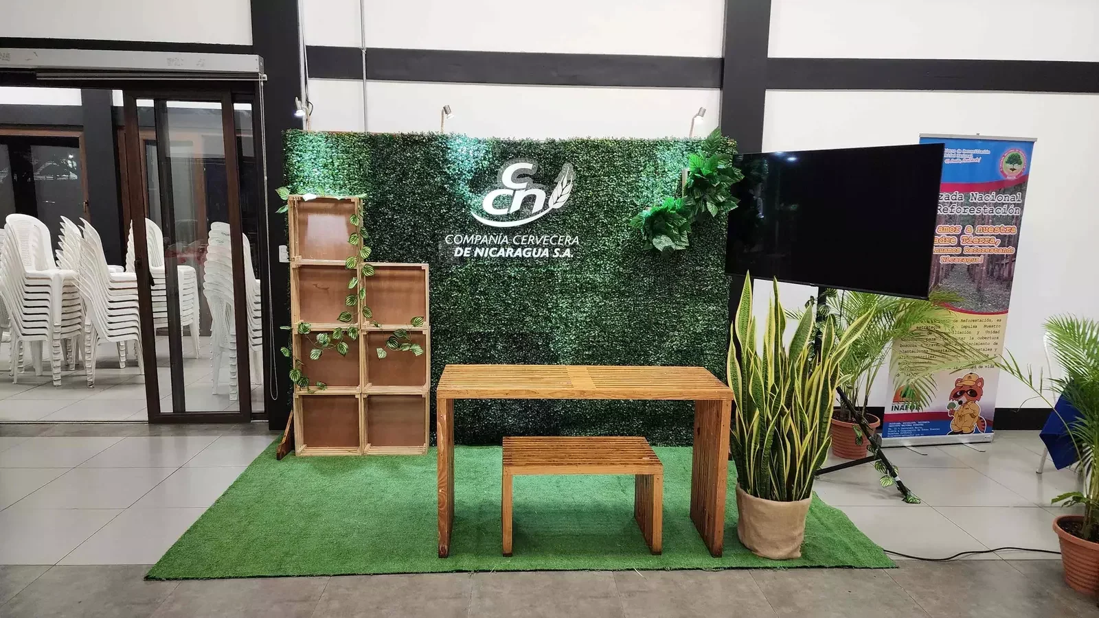 Compañía Cervecera exhibition stand