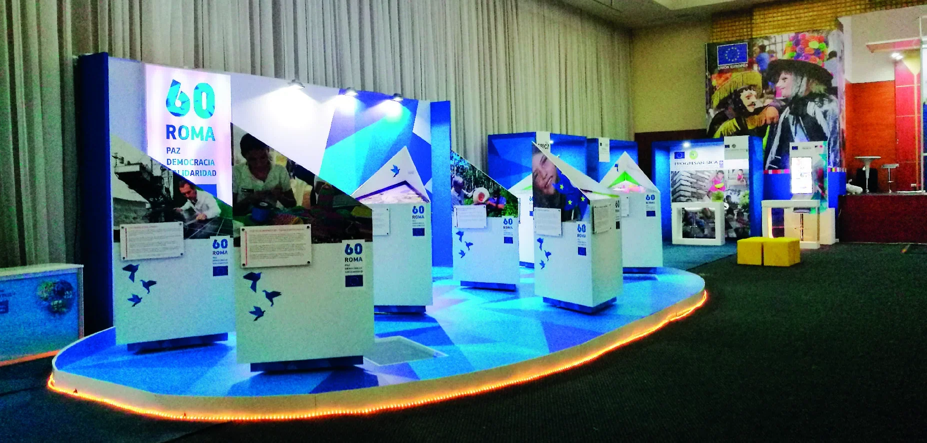 Stand diseñado a la medida · 03