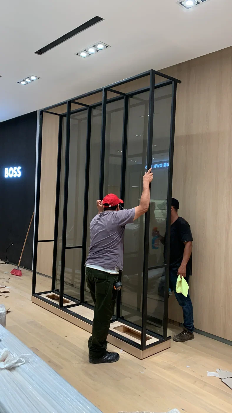 BOSS store installation · 2